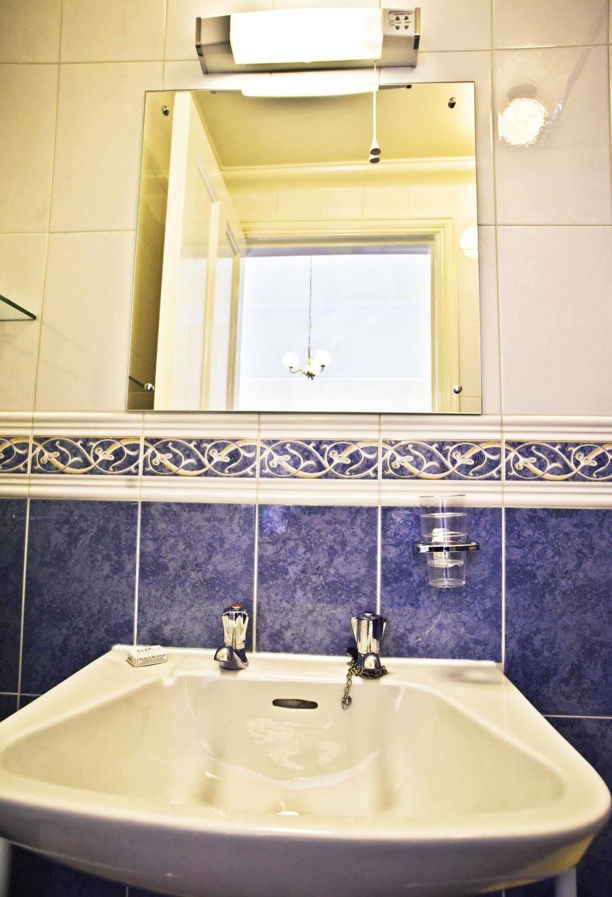 Готель Adria House Единбург Екстер'єр фото